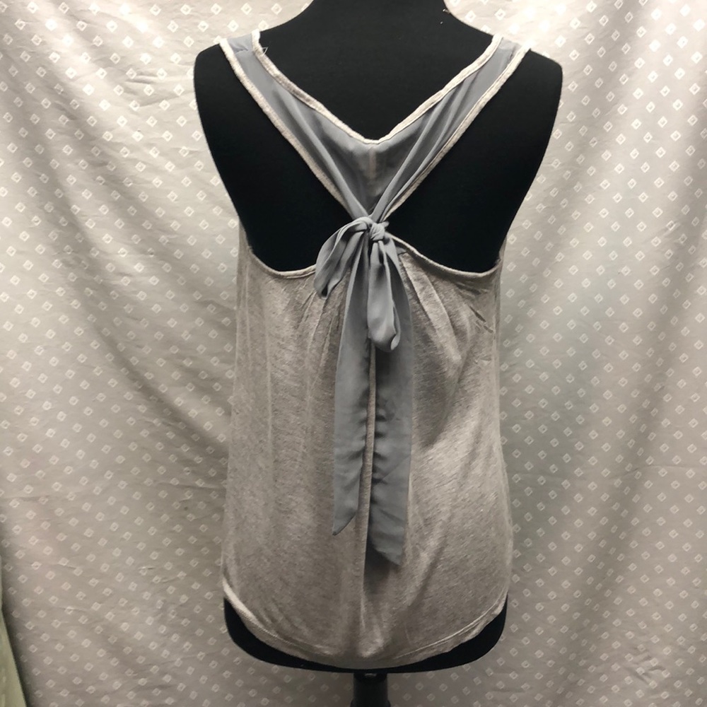 Gray Tank With Bow